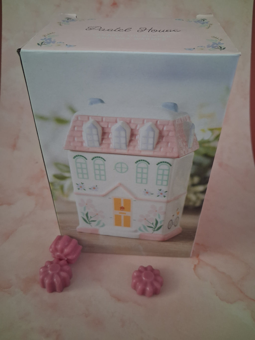 Pastel House Waxmeltbrander