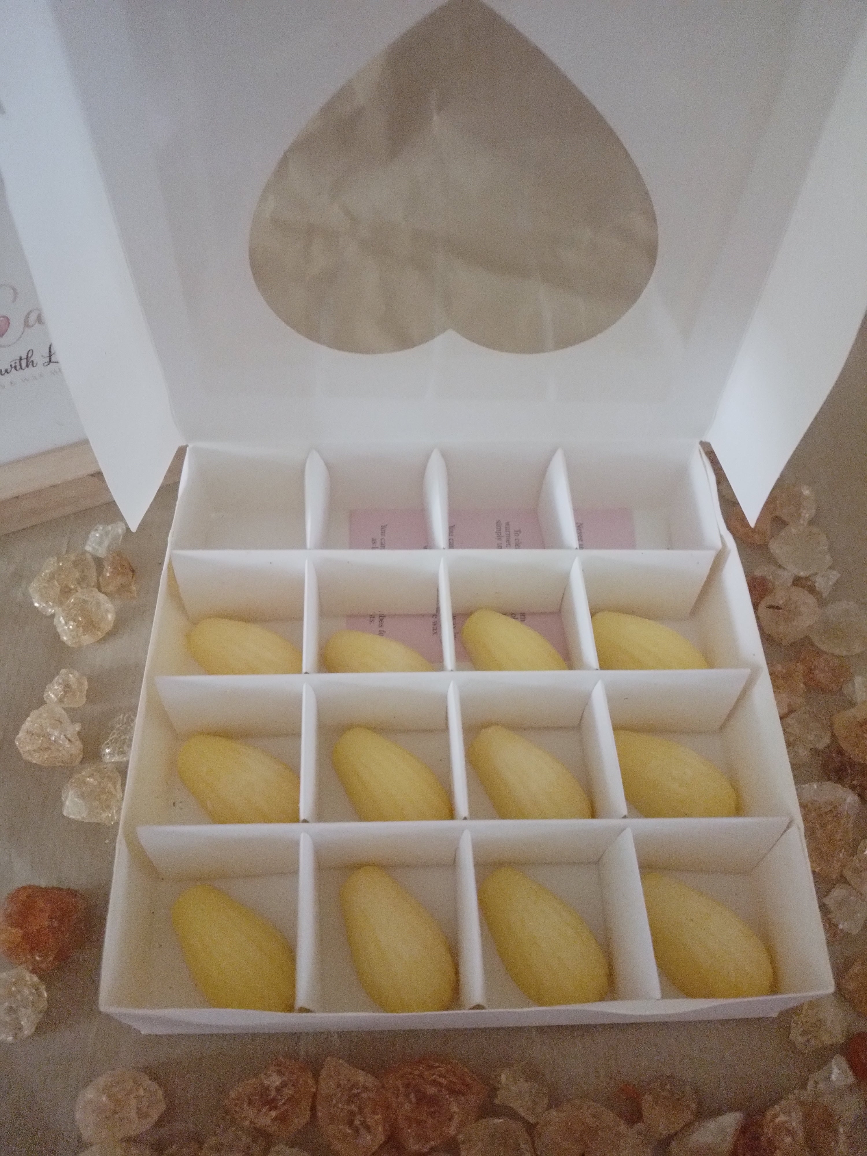 Waxmelts Madeleines Amber Noir